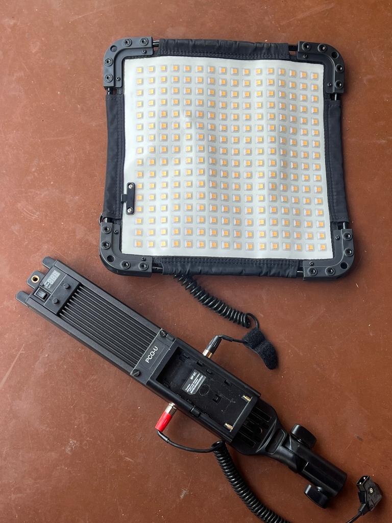 Brightcast Bi-color Flexible LED panel 15”, Audio, Tv en Foto, Fotografie | Fotostudio en Toebehoren, Ophalen of Verzenden, Nieuw