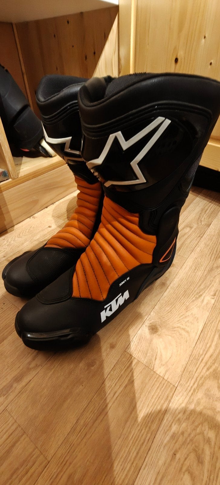 alpinestar, Motoren, Ophalen