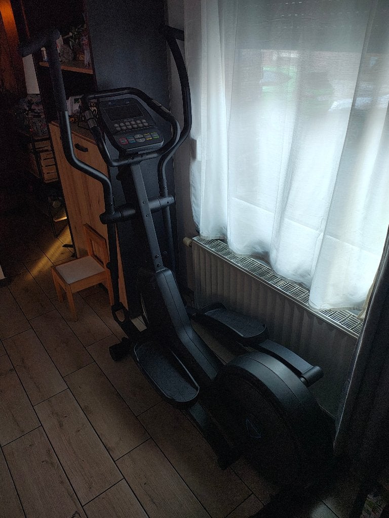 Vélo elliptique cardiostrong EX60 garantie 3 ans et 8 mois., Enlèvement, Comme neuf, Vélo elliptique