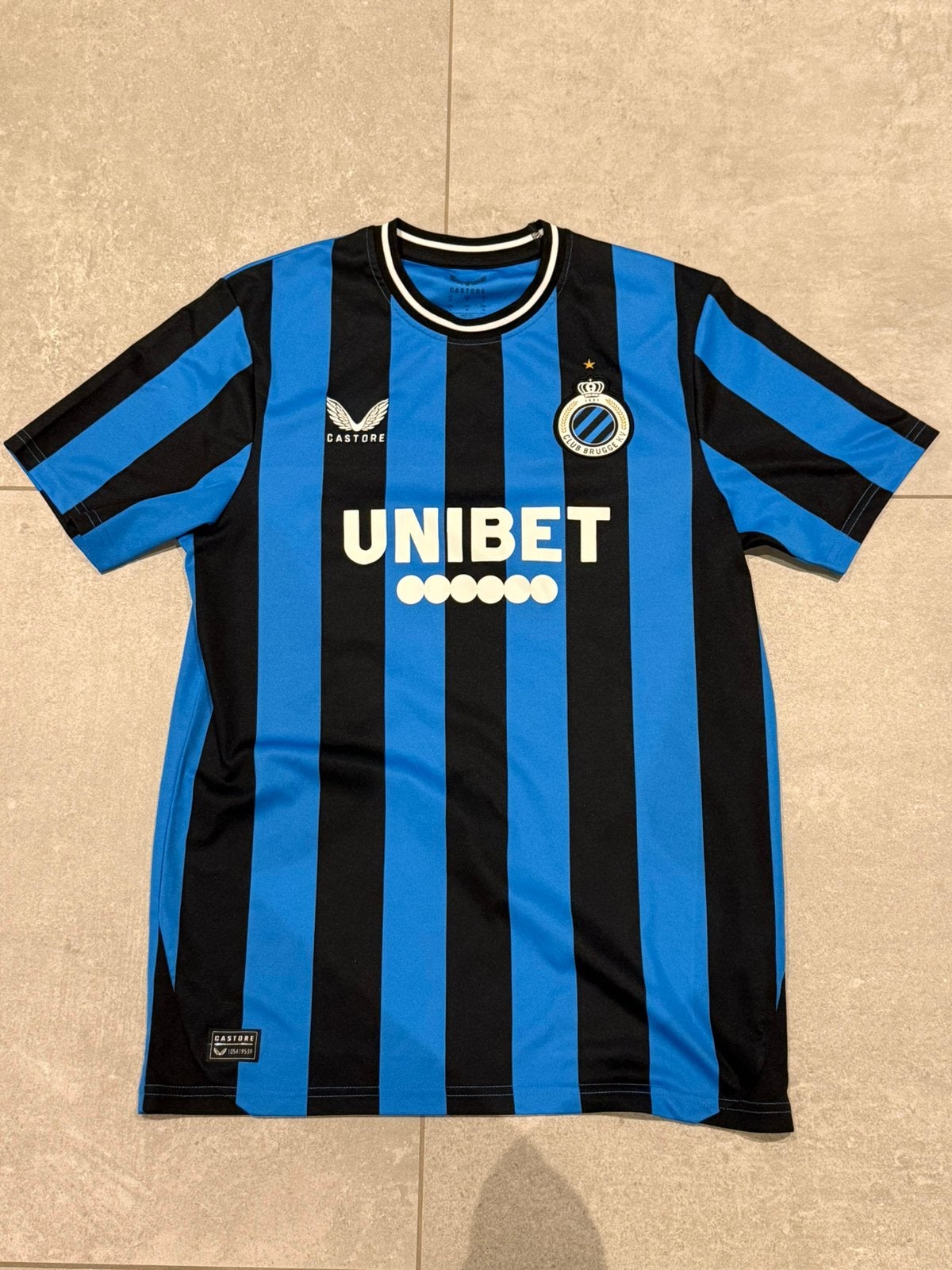 Club Brugge/ JASHARI 30, Sport en Fitness, Voetbal, Maat M, Ophalen of Verzenden, Zo goed als nieuw