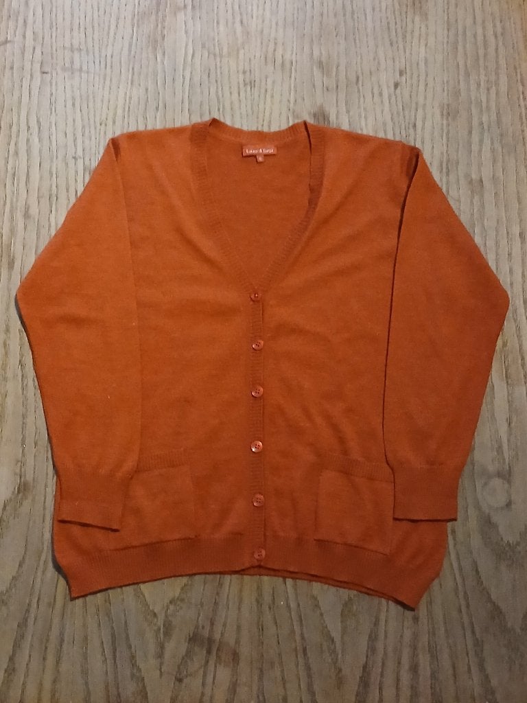 Laura di Sarpi Terracotta / Oranje Cardigan (Maat L), Kleding | Dames, Maat 42/44 (L), Oranje, Ophalen of Verzenden, Gedragen