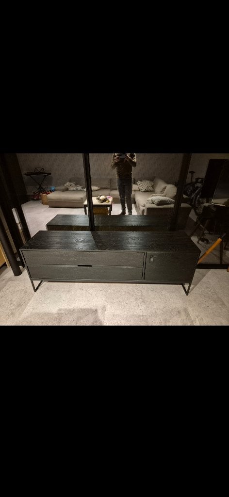 Zwarte moderne tv kast, Huis en Inrichting, Zo goed als nieuw, 150 tot 200 cm, 50 tot 75 cm, 50 tot 100 cm