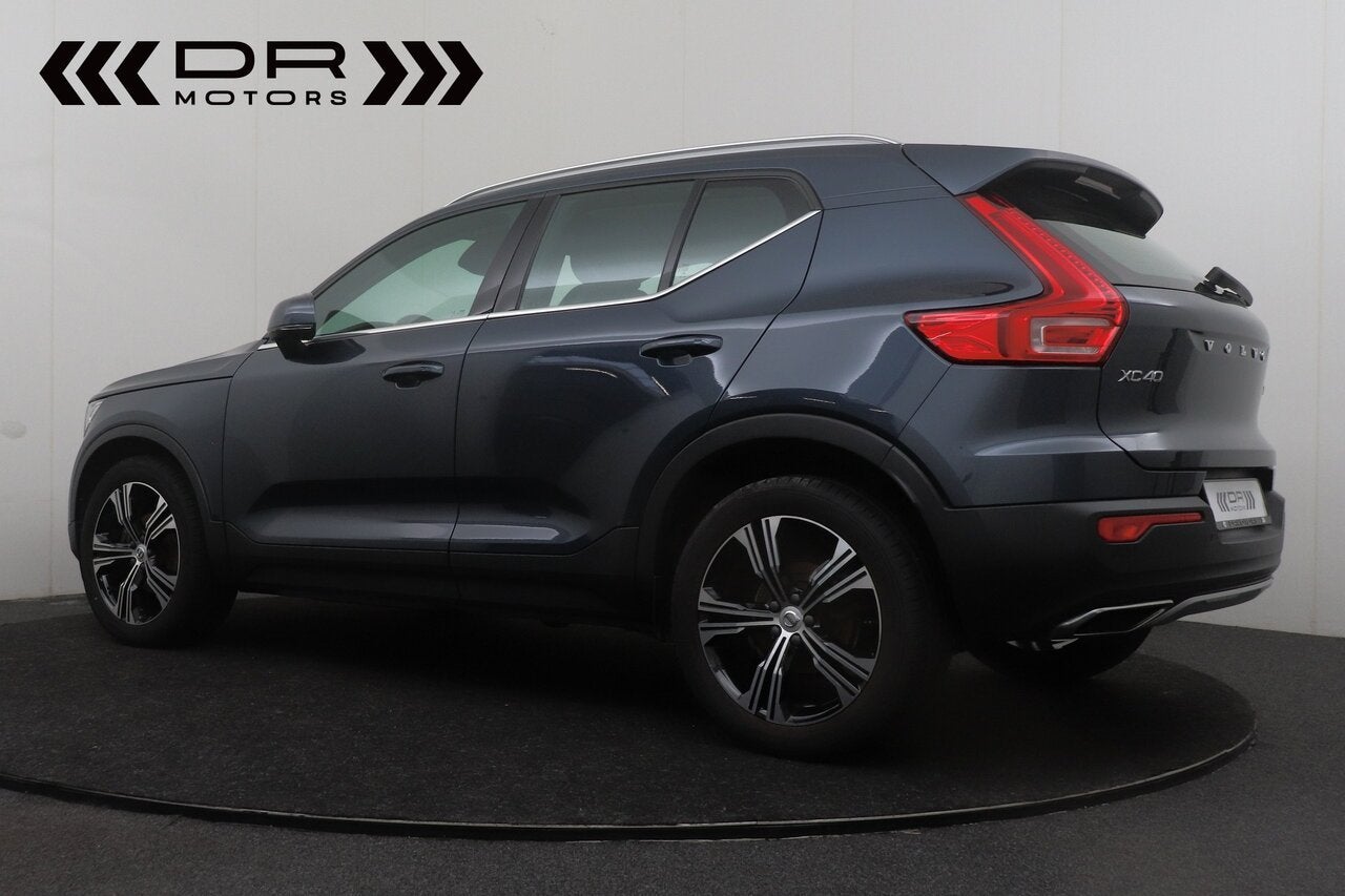 Volvo XC 40 T3 - COMFORT LEDER ZETELS - VERWARMDE ZETELS -, 0 kg, 120 kW, 5 deurs, 0 kg