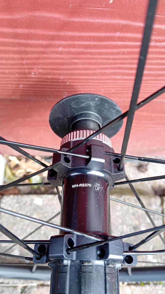 Achterwiel Shimano WH RS370 TL, Fietsen en Brommers, Fietsonderdelen, Nieuw, Wiel, Ophalen of Verzenden