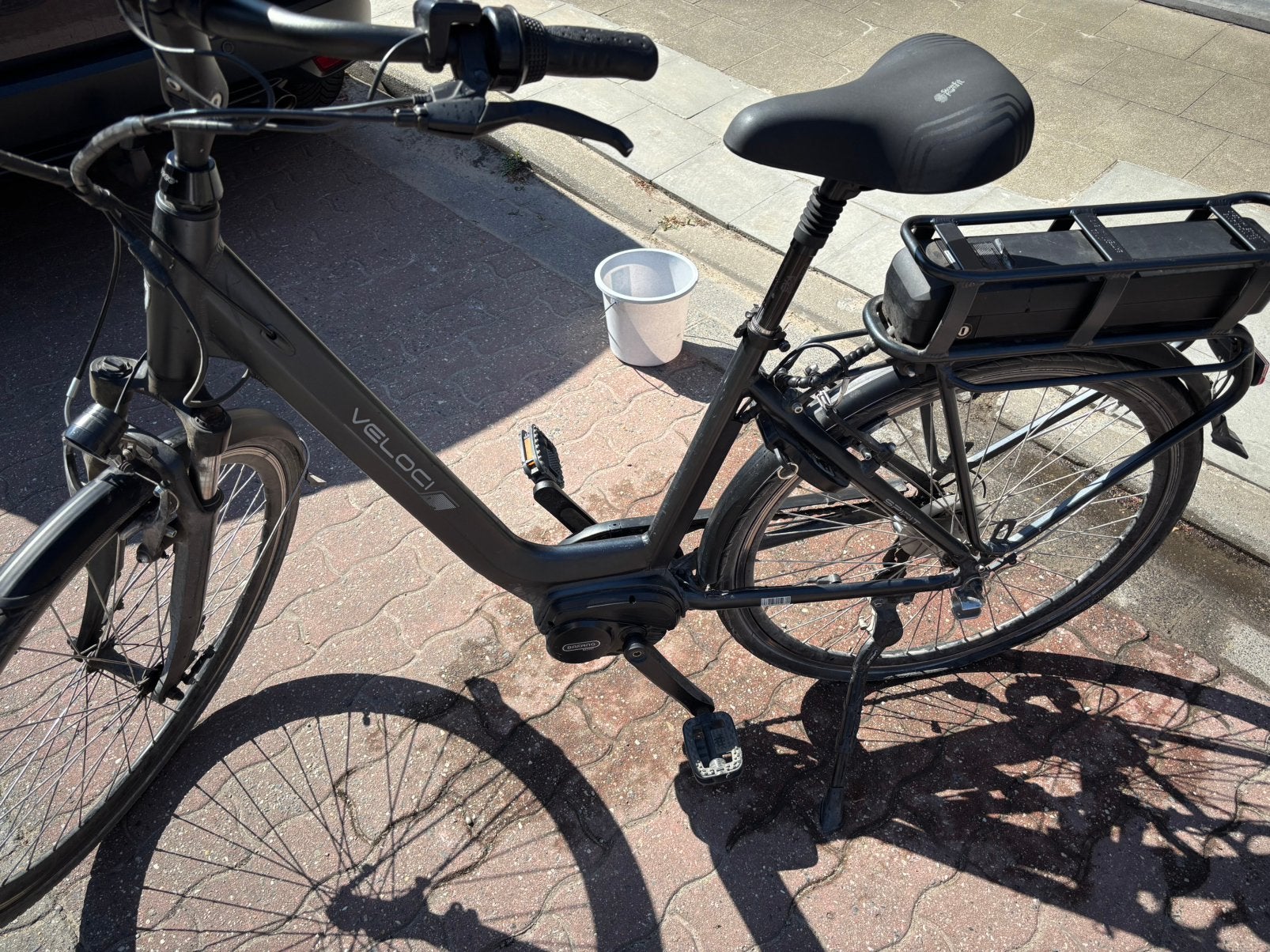Veloci elektrische fiets in goede staat.  Kleur zwart, Gebruikt, 59 cm of meer, 50 km per accu of meer, Ophalen