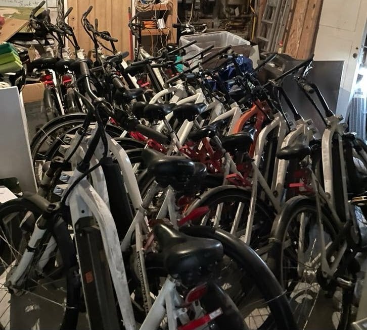 En lot velo électrique uber 30 pièces, Vélos & Vélomoteurs, Enlèvement, Comme neuf