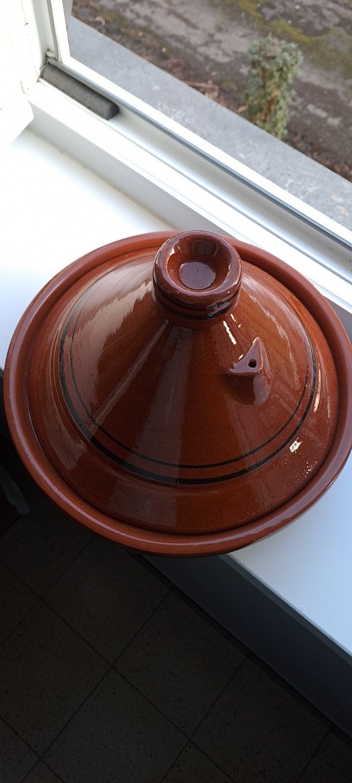 Tajine marocain familial Ø 30 cm très bon état a saisir ️↙️, Huis en Inrichting, Keuken | Potten en Pannen, Ophalen, Zo goed als nieuw