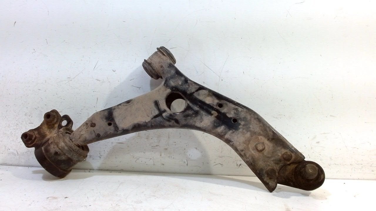 Draagarm rechts voor Ford Kuga, Onderdelen@venauto.nl, Van der Ven Autorecycling B.V., Ettenseweg 76, 4706 PB Roosendaal, The Netherlands