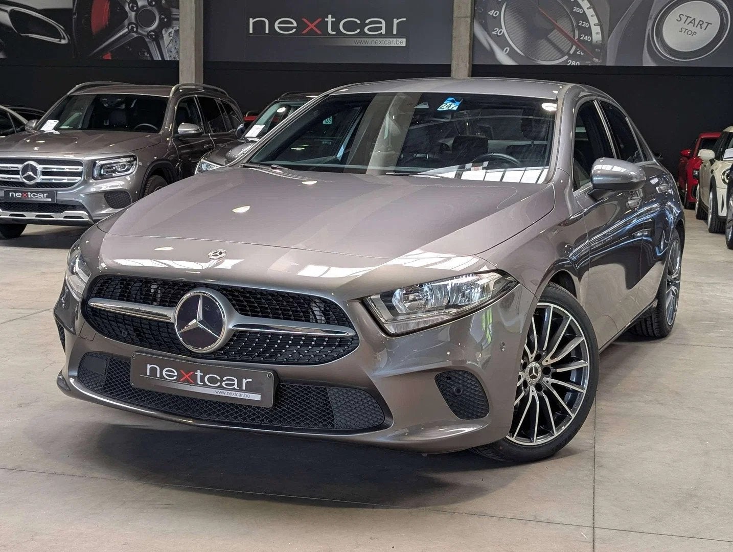 Mercedes-Benz A-CLASS 180 d Sedan 7G TRONIC *DIGIT-CRUISE-PA, Argent ou Gris, Mercedes-Benz, Automatique, 1461 cm³