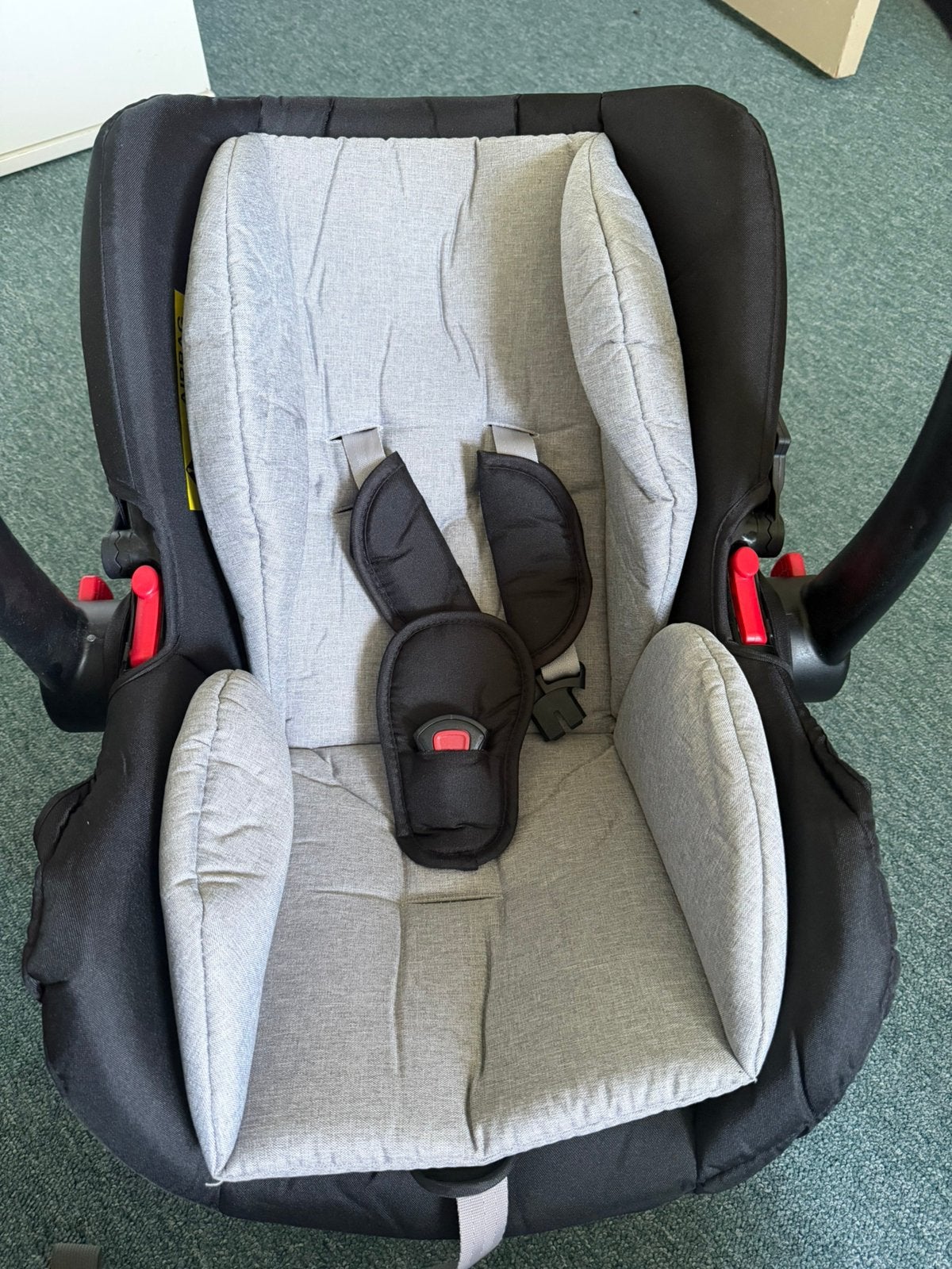 Nieuwe kinderautostoel te koop, Kinderen en Baby's, Autostoeltjes, Ophalen of Verzenden, Nieuw
