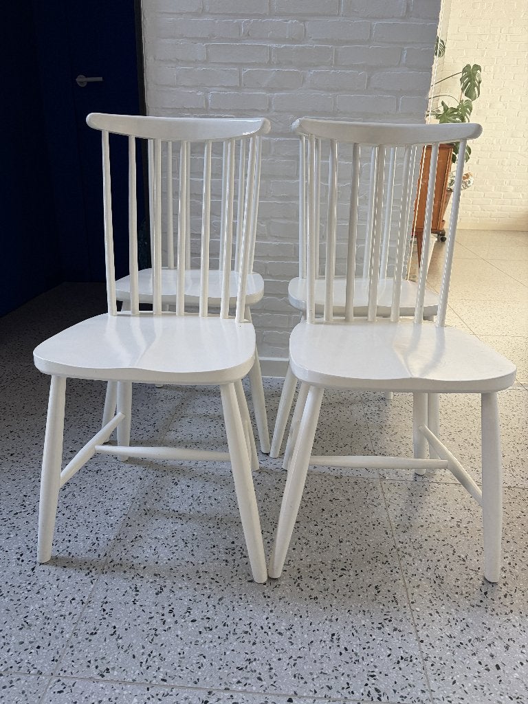 4 witte Tapiovaara spijlenstoelen - scandinavisch, Ophalen, Gebruikt, Wit, Scandinavisch