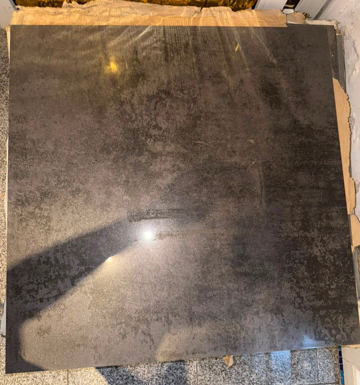 23 carreaux  anthracite – 90  90 cm, Enlèvement