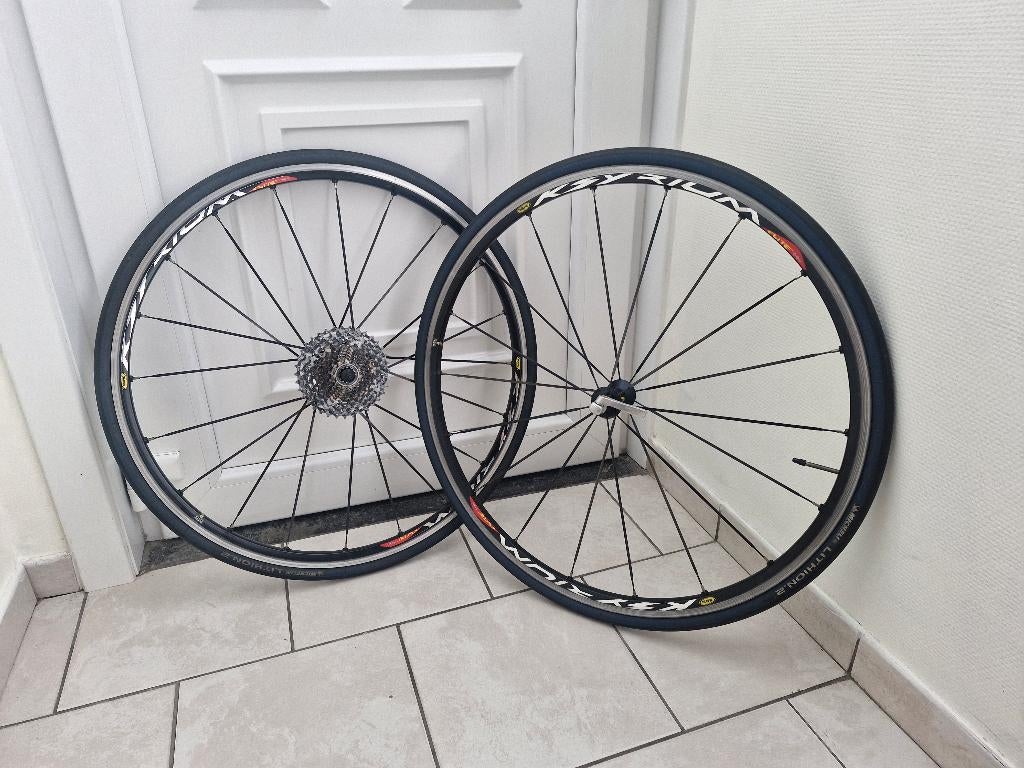 MAVIC KSYRIUM ELITE WIELEN TE LICHT, 23X622 (700X23C), Ophalen
