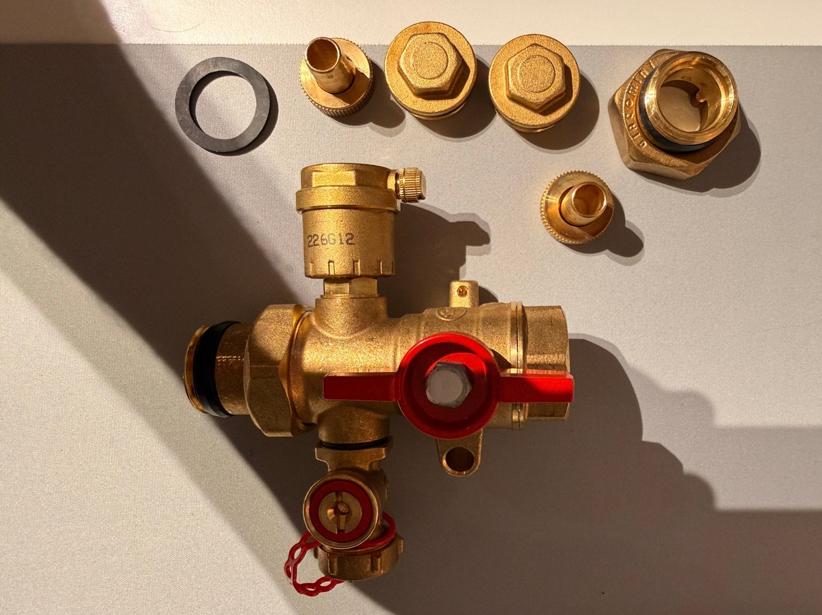 Giacomini R269T multifunctionele kogelkraan (R269TY035), Doe-het-zelf en Bouw, Verwarming en Radiatoren, Nieuw, Overige typen