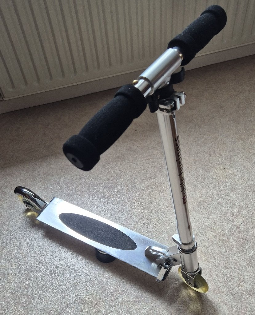 Stevige metalen step, Fietsen en Brommers, Ophalen, Nieuw, Gewone step