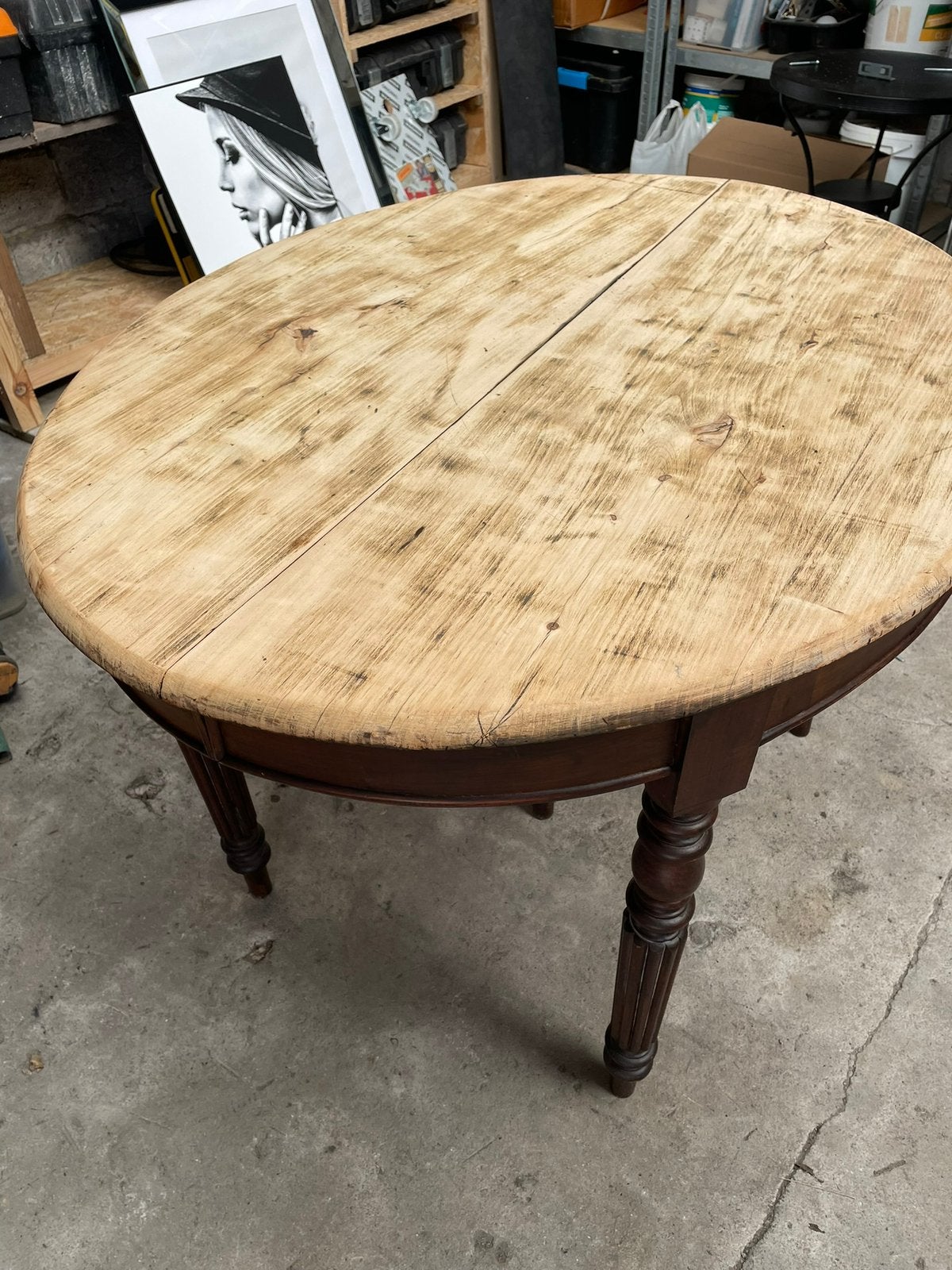 Table ancienne, Enlèvement