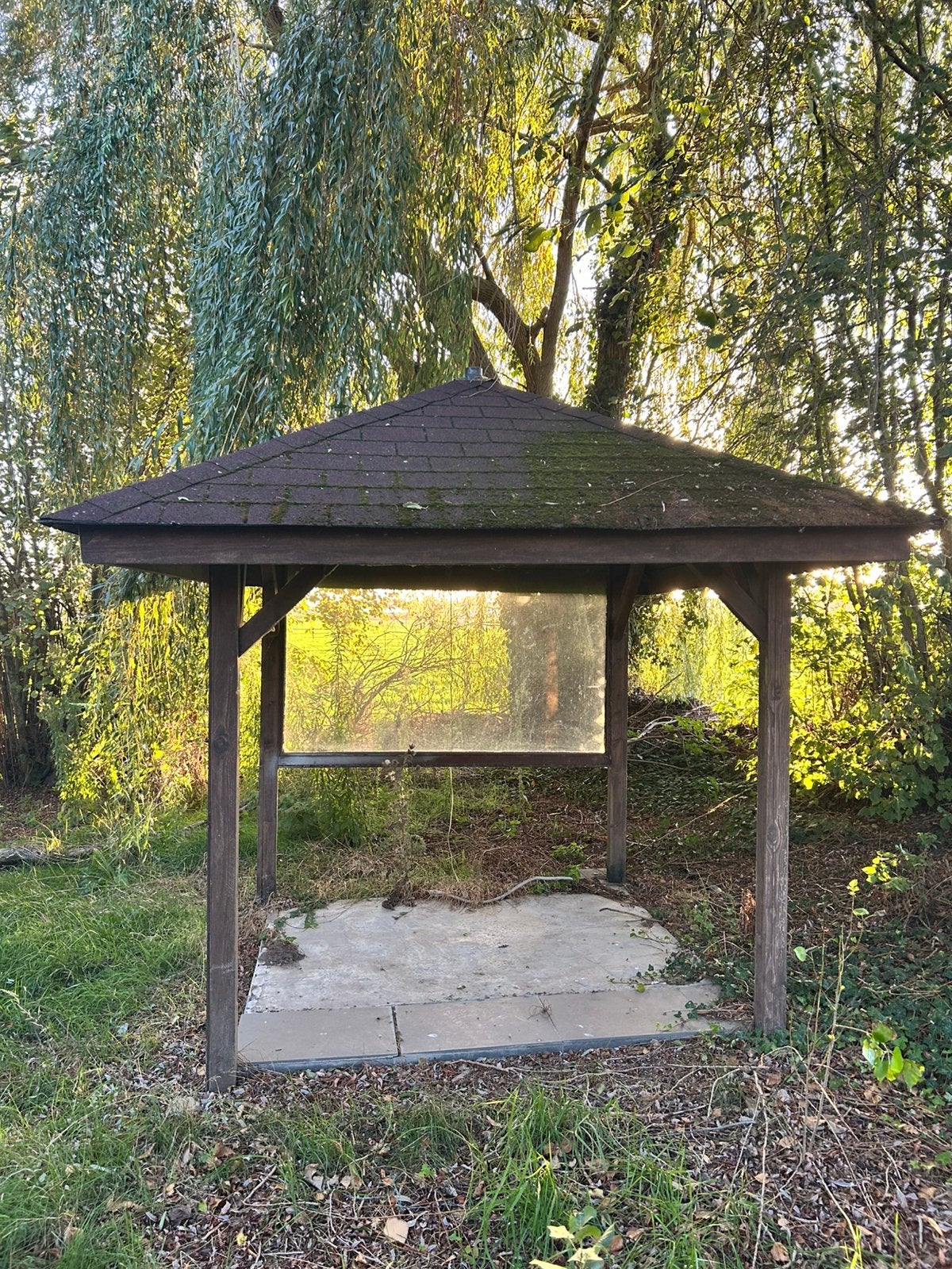 Tuinprieel vierkant inclusief windscherm, Tuin en Terras, Ophalen, Gebruikt, Tuinpaviljoen