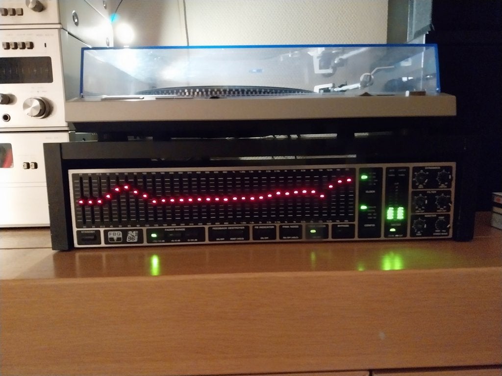 BEHRINGER DEQ 1024, TV, Hi-fi & Vidéo, Convertisseurs, Enlèvement ou Envoi, Comme neuf