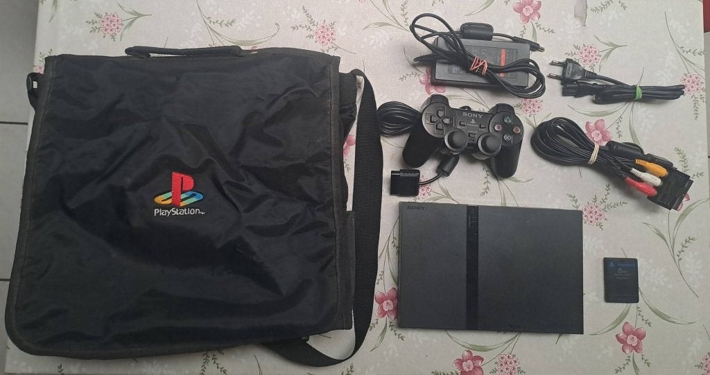 Playstation 2 slim, Consoles de jeu & Jeux vidéo, Consoles de jeu | Sony PlayStation 2, Enlèvement ou Envoi, Avec 1 manette, Utilisé