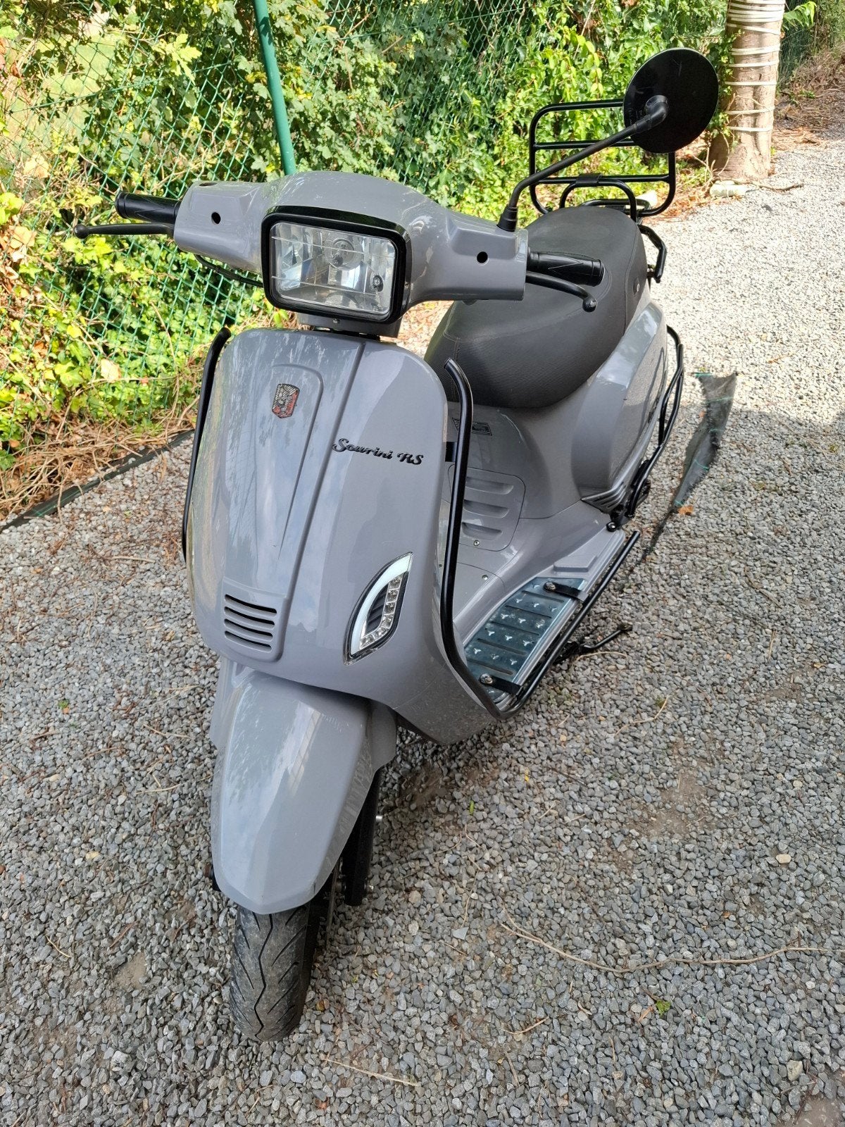 la souris vespelini S A KLASSE, Ophalen
