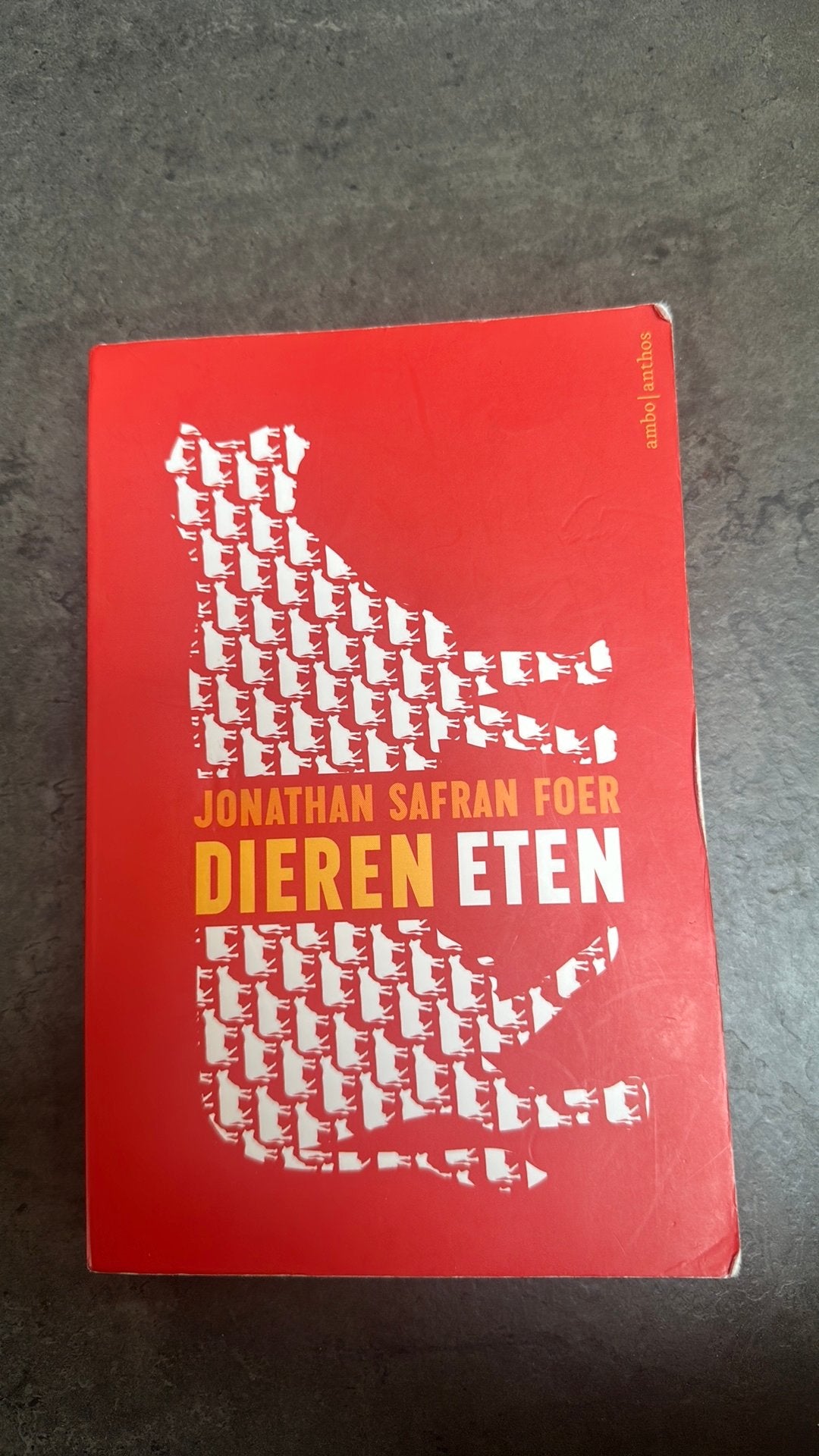 Dieren eten - jonathan safran foer, Ophalen of Verzenden, Zo goed als nieuw