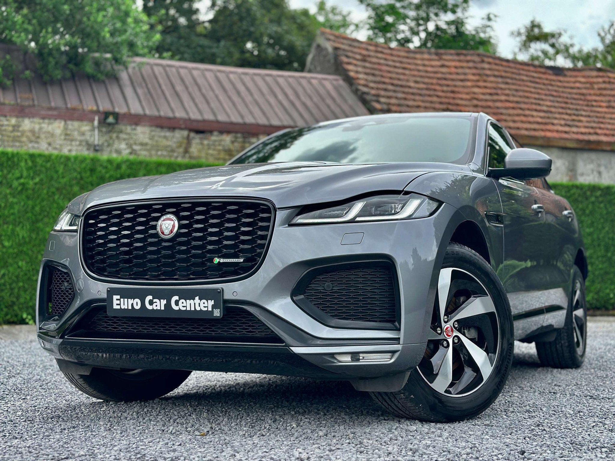 Jaguar F-Pace D200 AWD 2.0 MHEV R-Dynamic Aut / CARPLAY / HU, Cuir, Argent ou Gris, Achat, Entreprise