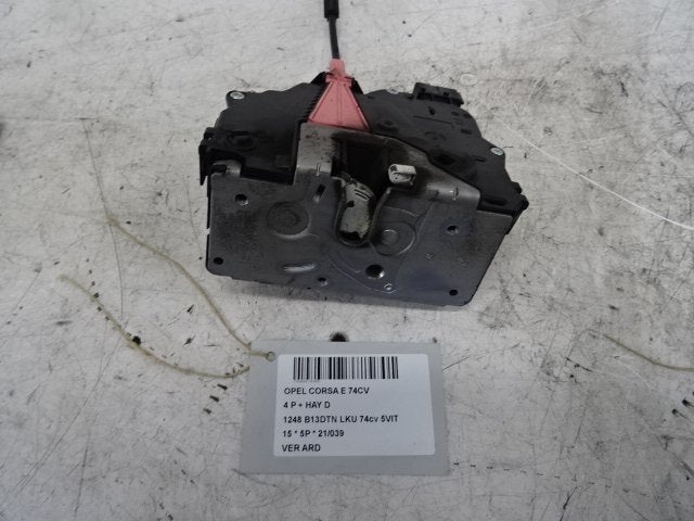SERRURE DE PORTE ARRIÈRE DROITE Opel Corsa E (13431845), Opel, Opel Automobile GmbH, Utilisé, Arrière