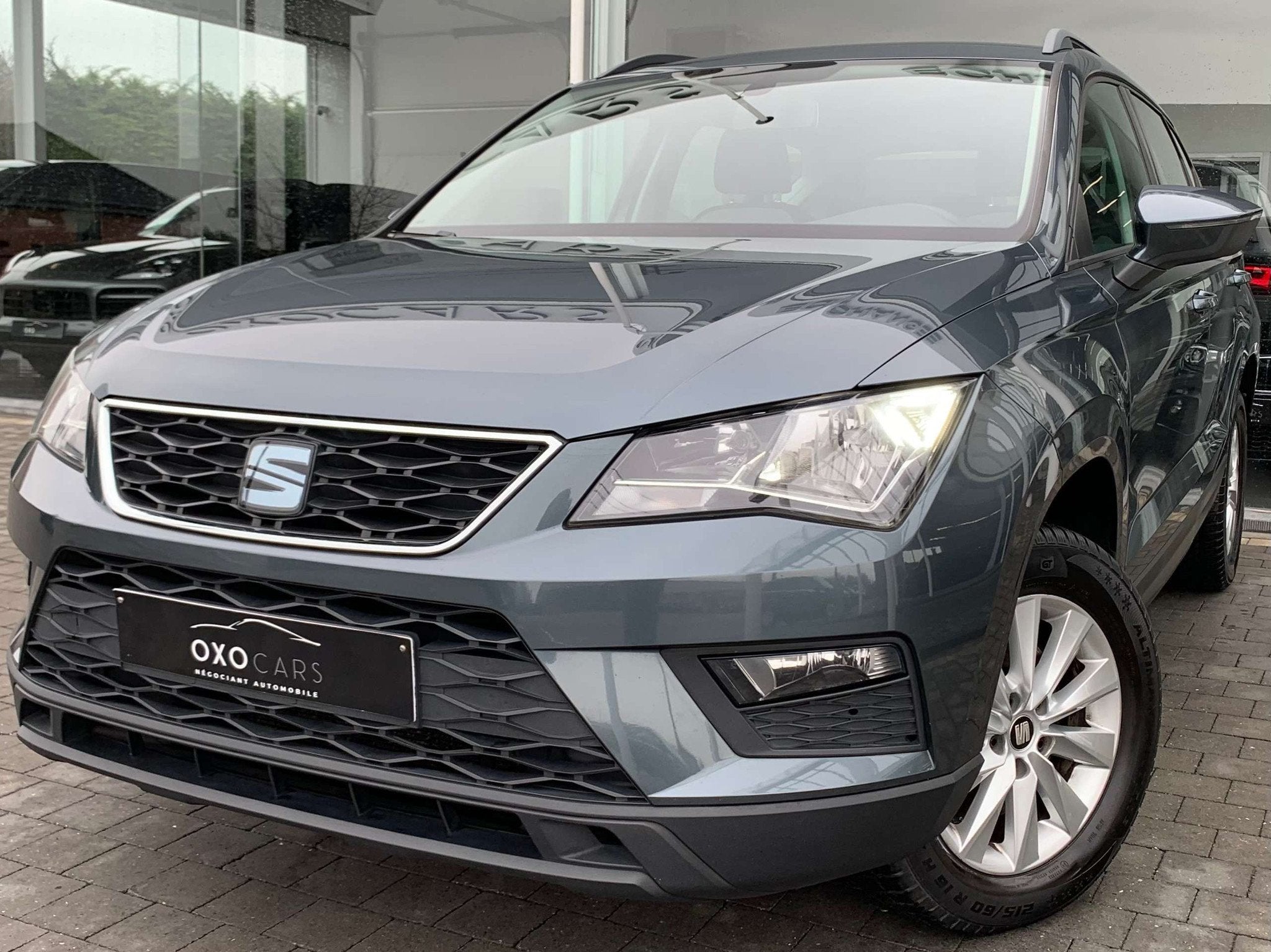 SEAT Ateca 1.0TSI 115CV / CLIM AUTO / CRUISE / RADAR DE RECU, Autos, Seat, Argent ou Gris, Achat, Euro 6, Ateca