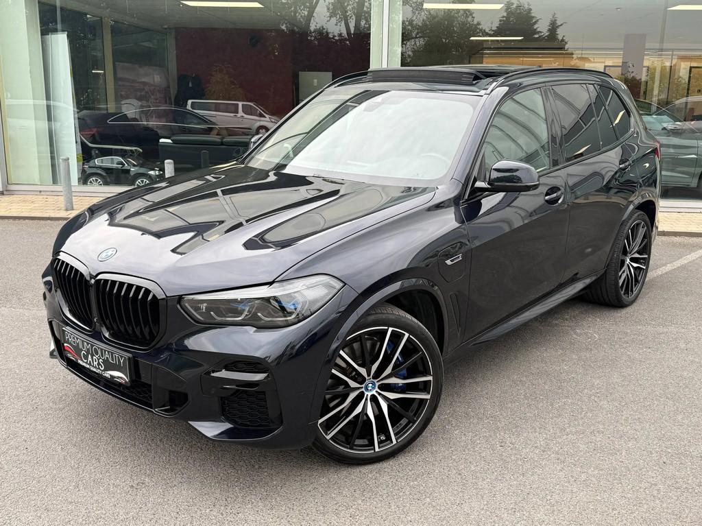 BMW X5 PANO / CARPLAY / SFEERVERLICHTING / 360° CAM /, Auto's, BMW, Automaat, Gebruikt, Zwart, Bedrijf