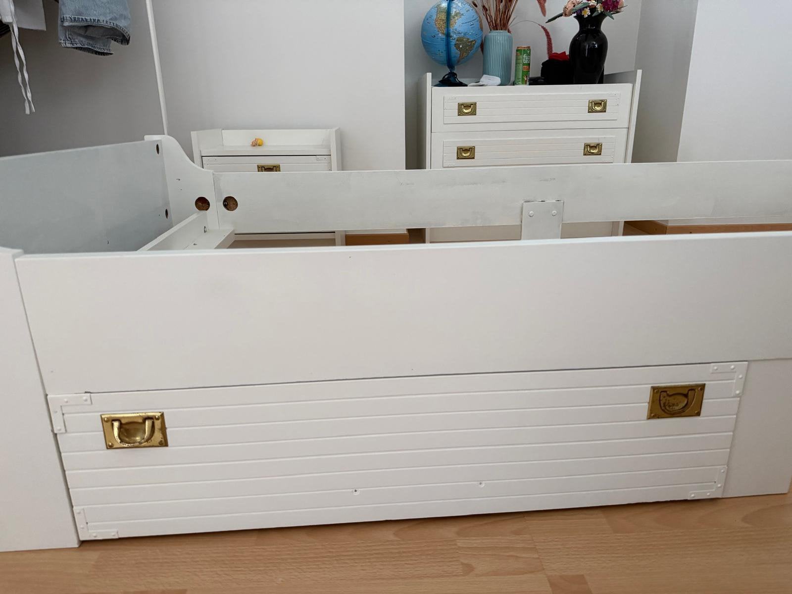 Kinderbed 95x210 wit met lattenbodem en 4 laden, Kinderen en Baby's, Ophalen, Gebruikt