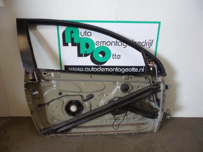 Portière 2portes droite d'un Volkswagen Golf (Golf 04-) (LC, Volkswagen, -, 3 mois de garantie, Utilisé