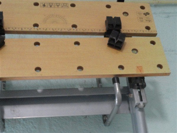 cirkelzaag met bijhorend tafel, Doe-het-zelf en Bouw, Ophalen, Gebruikt, Cirkelzaag, 70 mm of meer