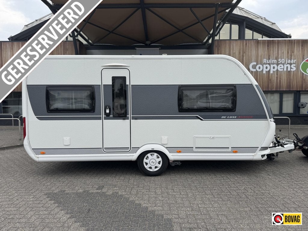 Hobby De Luxe Edition 460 UFE, Jusqu'à 4, Lit dans la longueur, 4 à 5 mètres, Hobby
