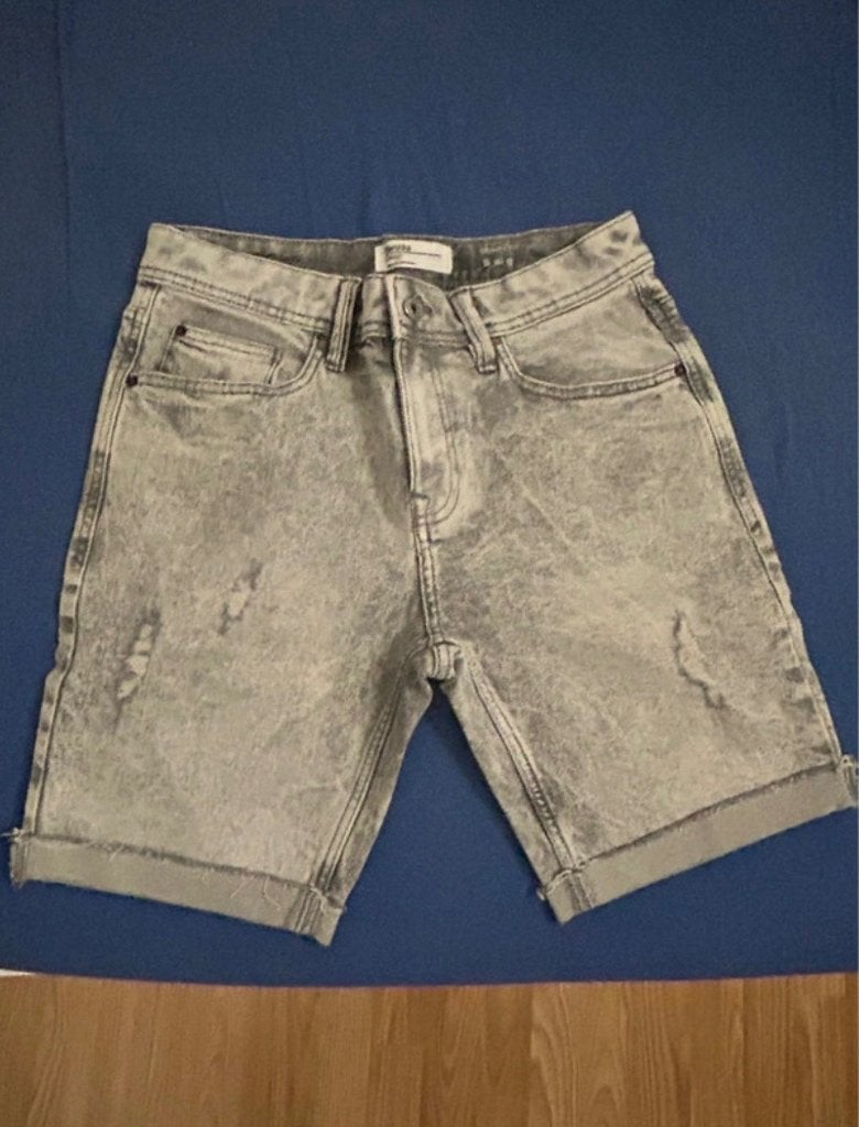 3 short de chez Bershka, Kleding | Dames, Broeken en Pantalons, Ophalen, Kort, Bershka, Zo goed als nieuw