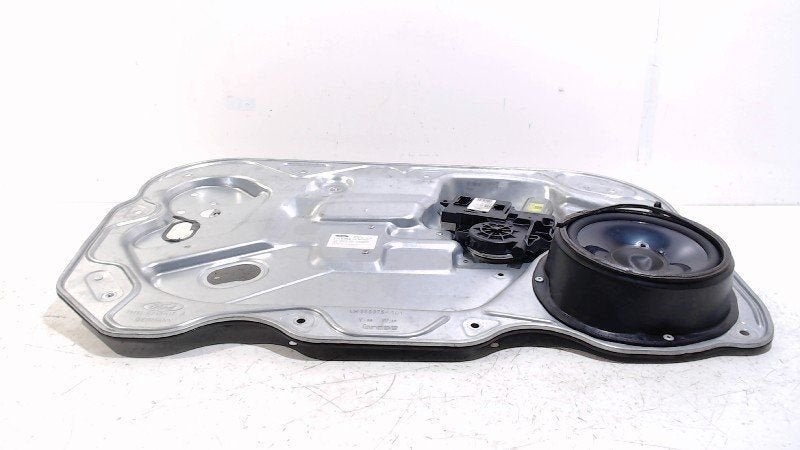 Raammechaniek elektrisch links voor Ford Kuga, Onderdelen@venauto.nl, Van der Ven Autorecycling B.V., Ettenseweg 76, 4706 PB Roosendaal, The Netherlands