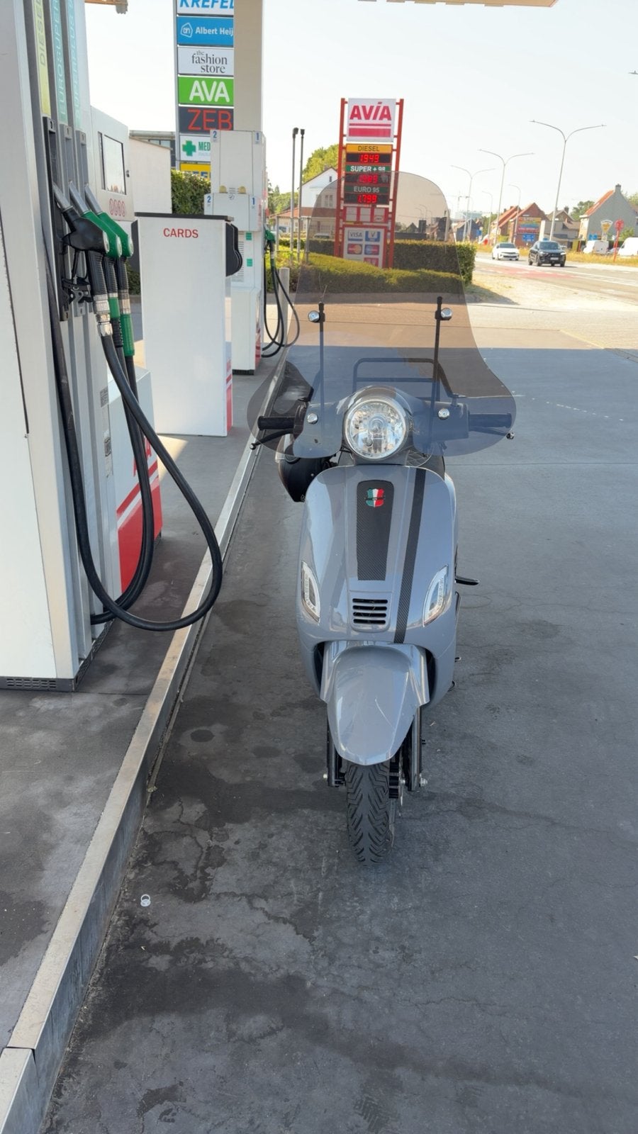 Gts toscana 4 t 50cc, Enlèvement ou Envoi, Comme neuf