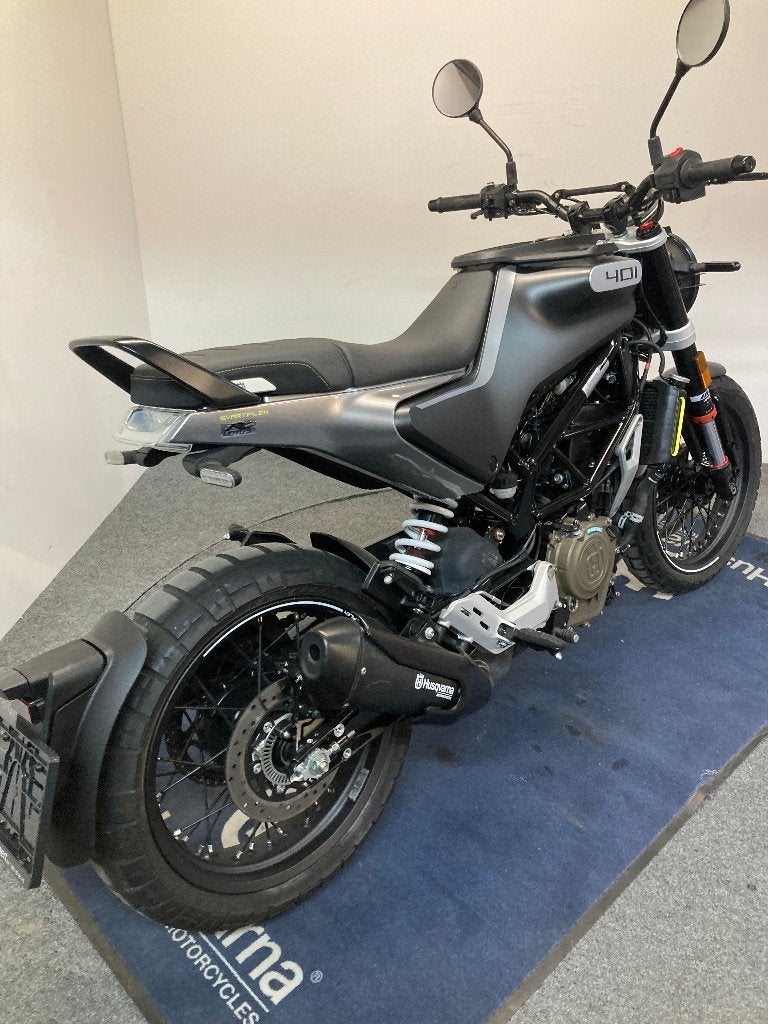 Husqvarna Svartpilen 401 MY'22 réf. LS 3393, Motos, Entreprise, Occasion, Permis Moto A2 minimum, 401 cm³