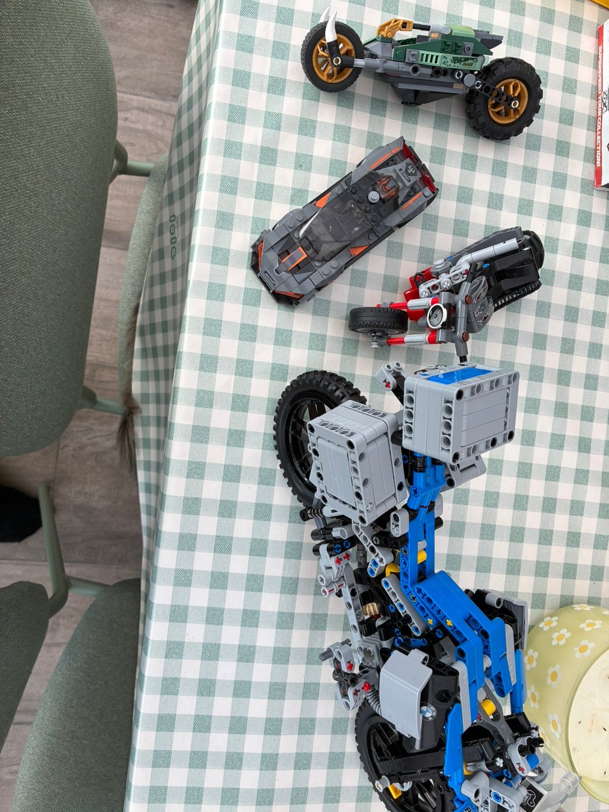 Lego motos en auto, Kinderen en Baby's, Ophalen, Zo goed als nieuw, Lego