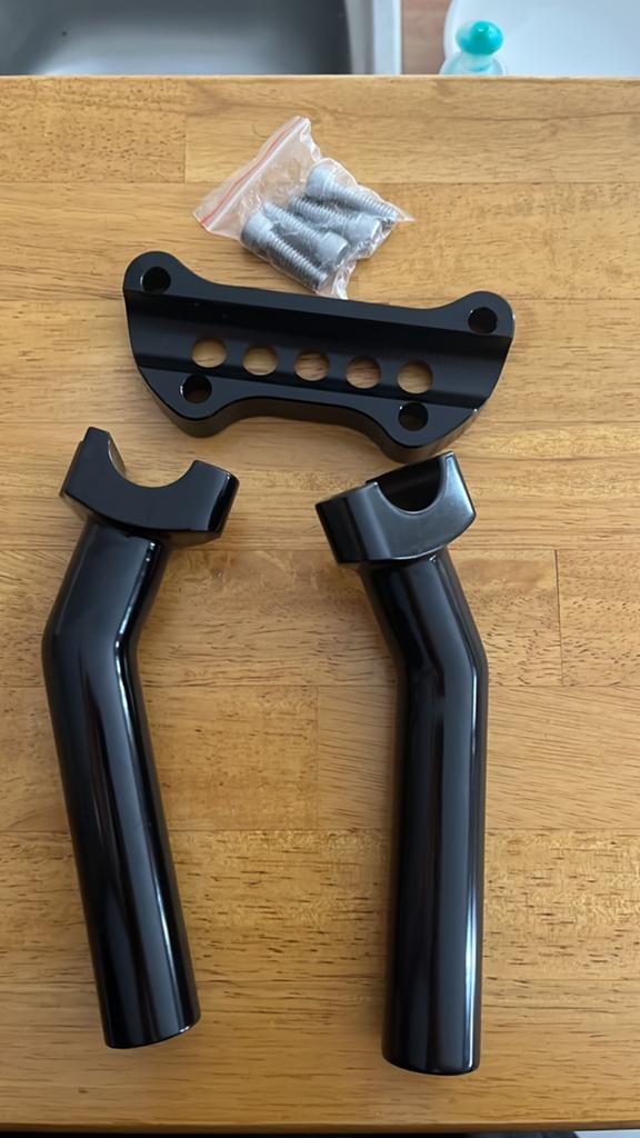 Motor risers 1”, Enlèvement
