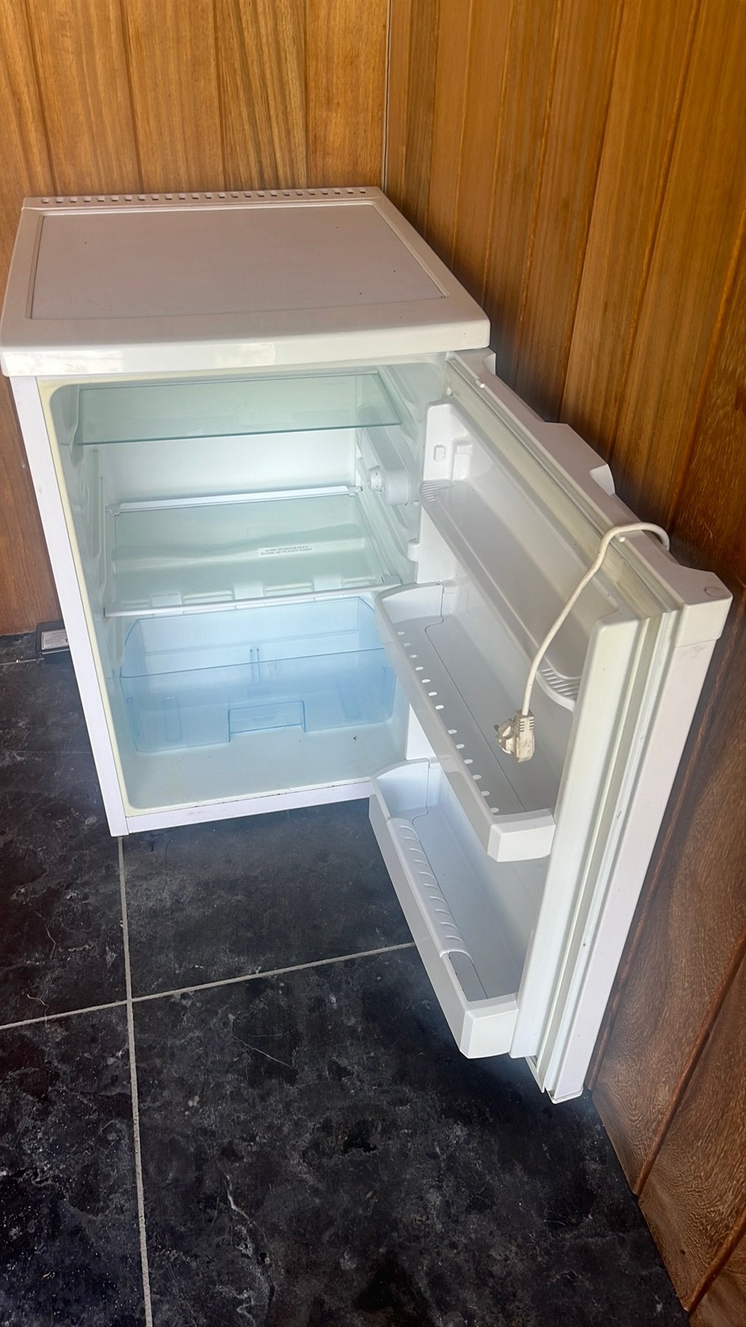 Frigo BEKO, Elektronische apparatuur, Koelkasten en IJskasten, 45 tot 60 cm, Ophalen, 85 tot 120 cm, Zonder vriesvak