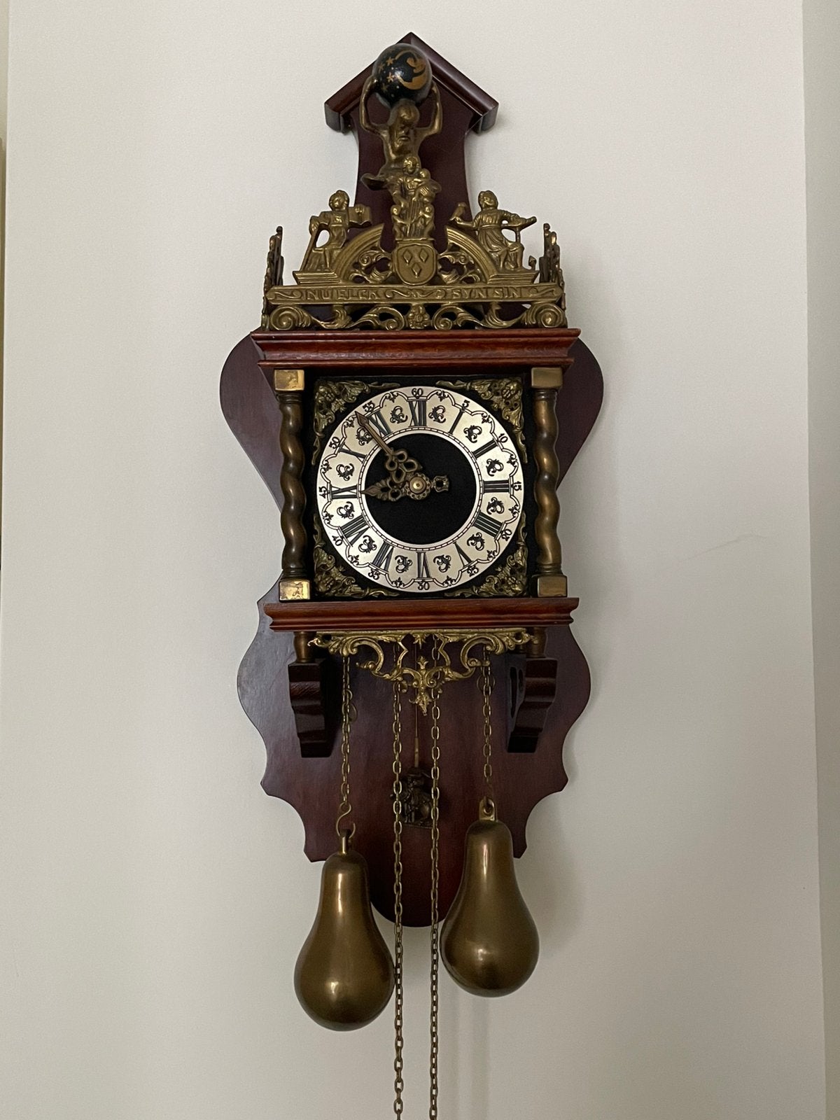 Authentiek wandklok, Ophalen