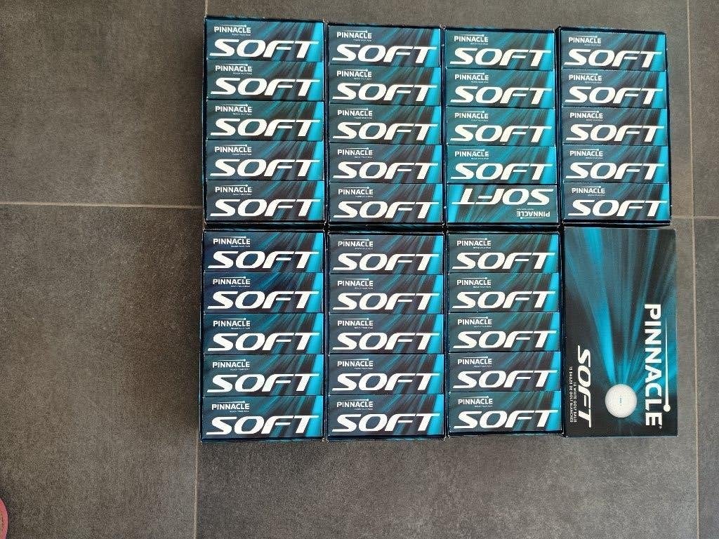 NIEUWE Golfballen Pinnacle Soft, Sport en Fitness, Ophalen, Nieuw, Bal(len)