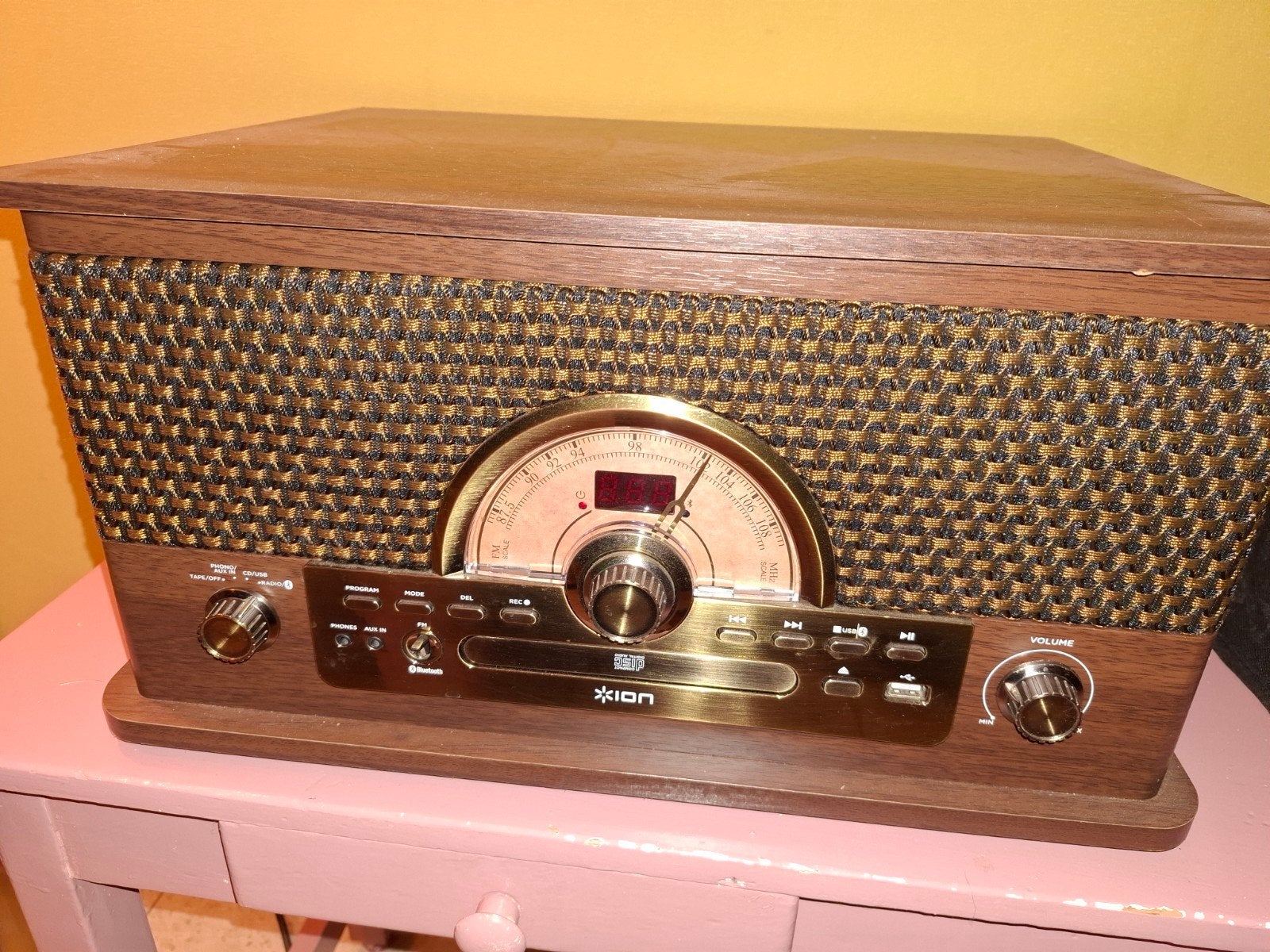 vintage look stereomet lp's.  cd's.  cassette.  use.  radio., Antiek en Kunst, Ophalen