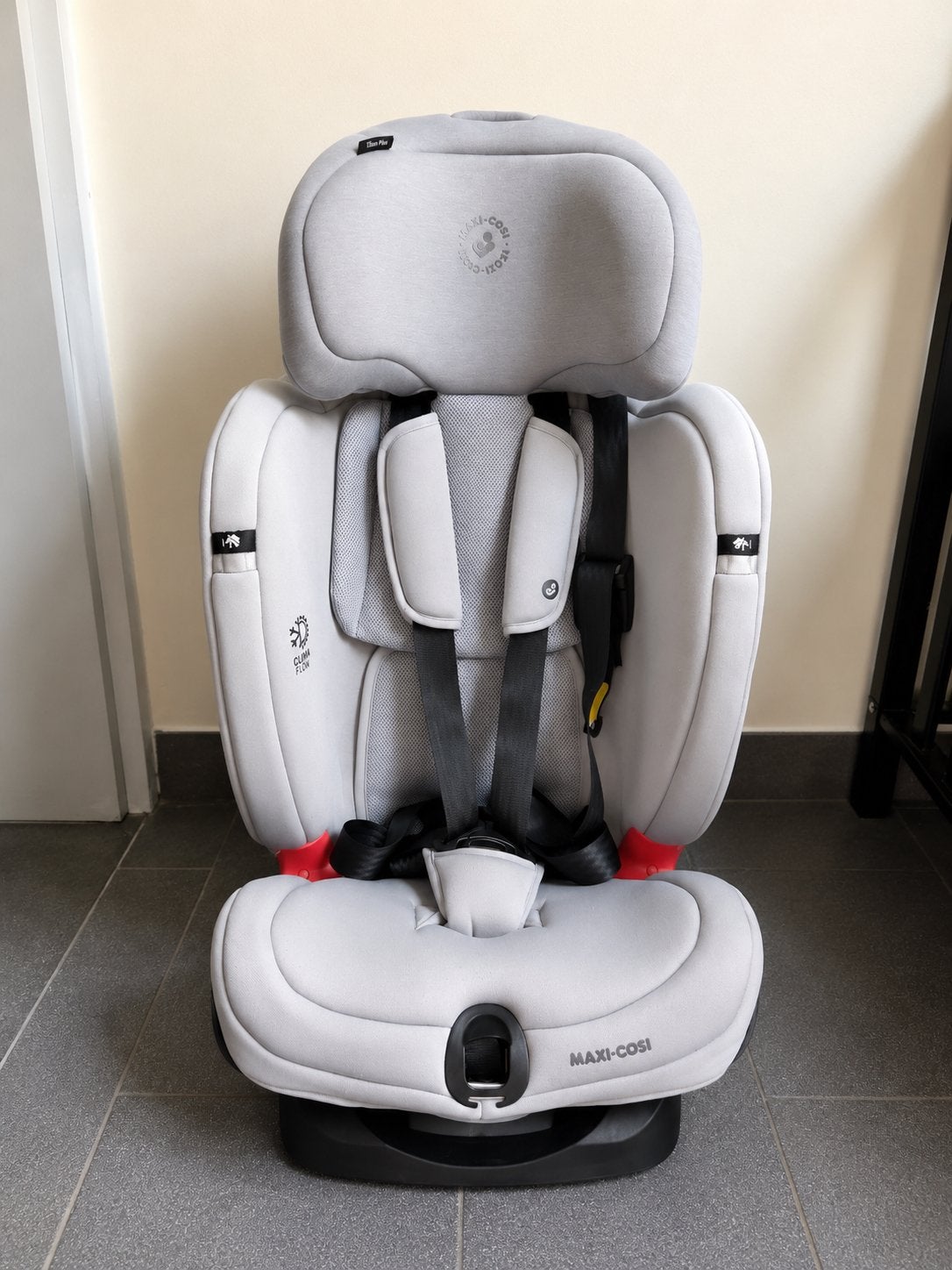 Maxi-Cosi Titan plus autostoel, Ophalen