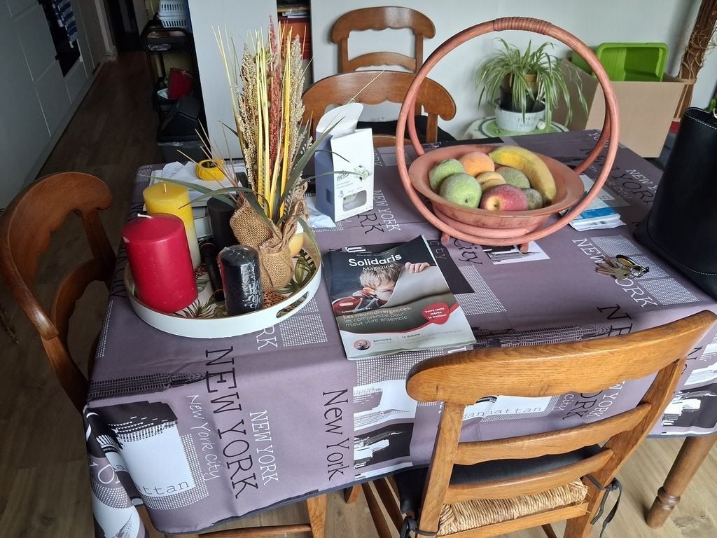 table salle a manger, Maison & Meubles, 100 à 150 cm, Quatre personnes, Comme neuf, Enlèvement