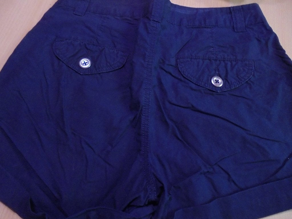 Blauwe short 34, Kleding | Dames, Broeken en Pantalons, Kort, Blauw, Ophalen of Verzenden, Zo goed als nieuw