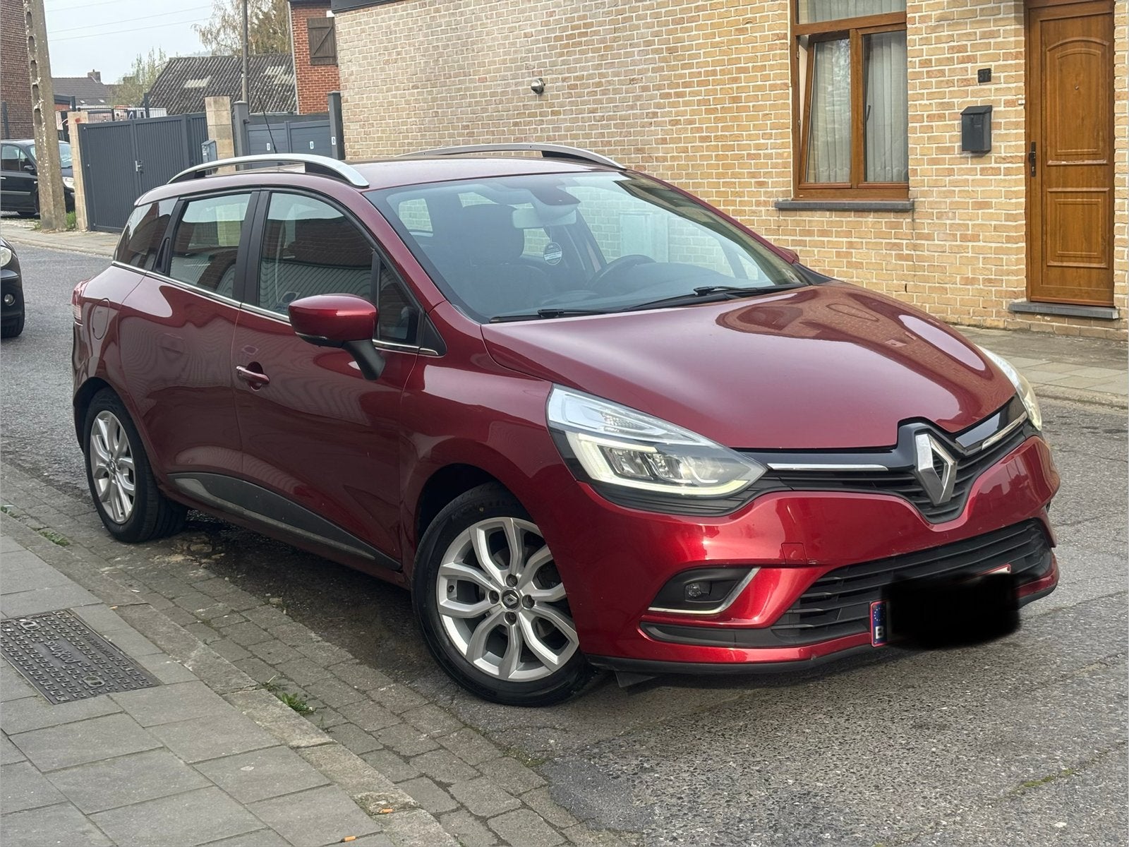 Renault clio 0,9 tce jaar 2017 euro 6, Auto's, Voorwielaandrijving, Leder, 5 deurs, Particulier