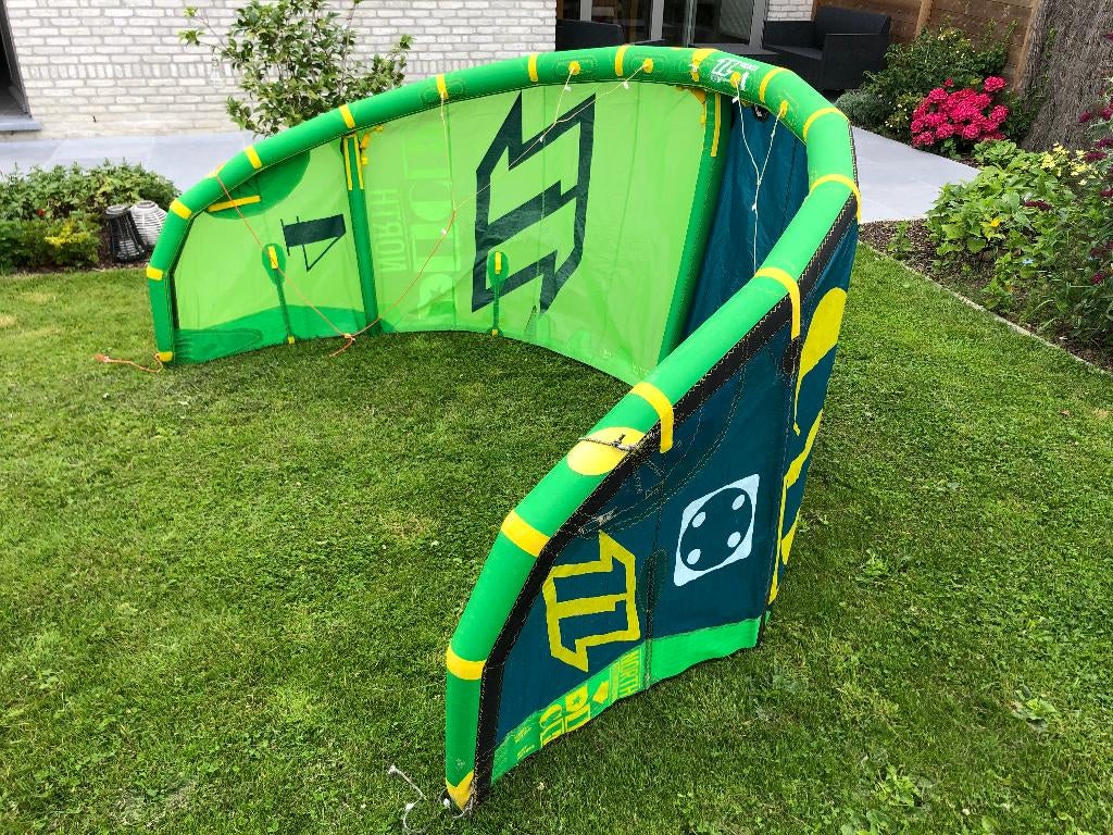Kitesurf - Duotone North DICE 4m, Ophalen, Gebruikt, 4 m² of minder, Kite