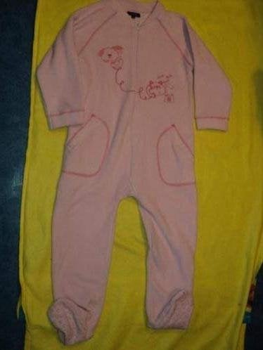 une robe creeks +un pyjama chaud  pour 5euros taille 6ans, Enfants & Bébés, Enlèvement ou Envoi
