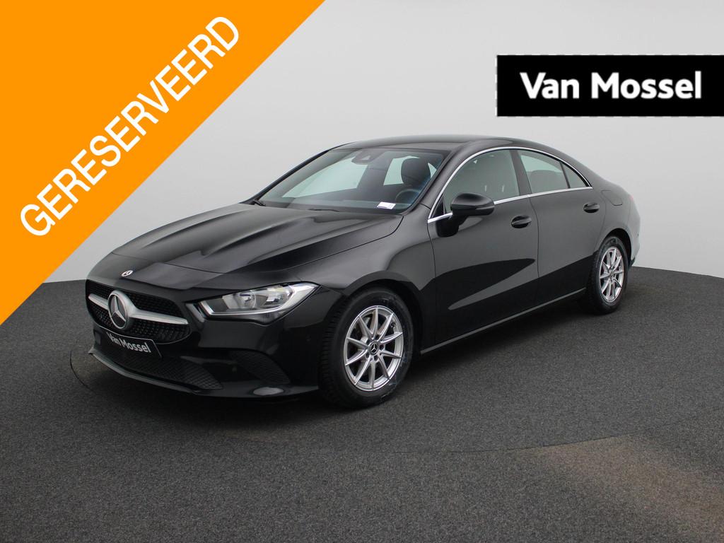 Mercedes-Benz CLA CLA 180 d Essential Line NAVI | CAMERA | Z, Auto's, Stof, Gebruikt, Zwart, 4 cilinders